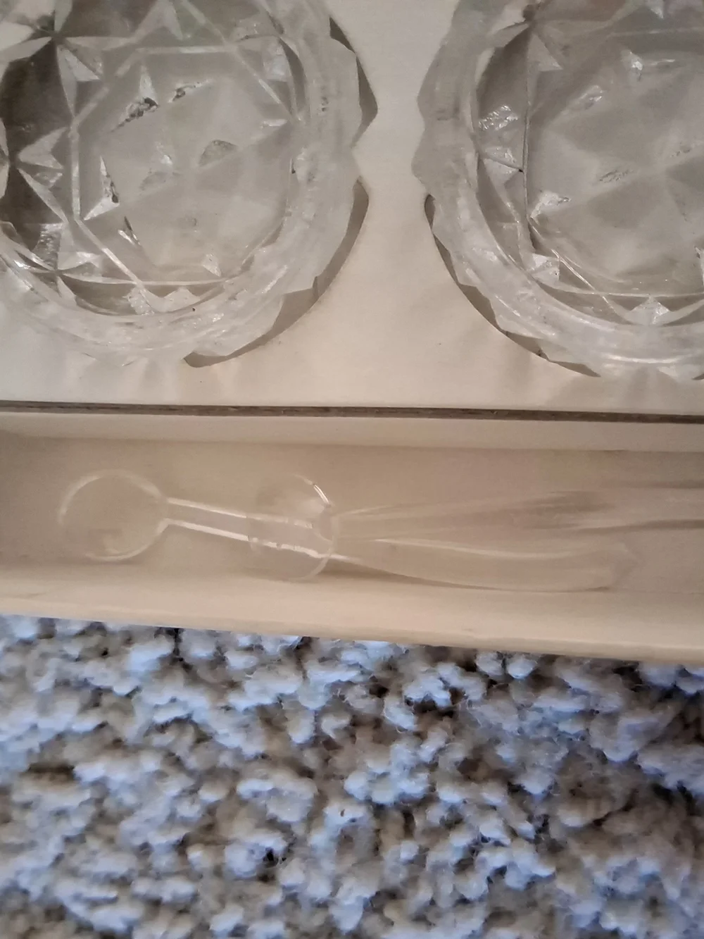 Vtg Set of 6 Salt Crystal Bowls & 2 Spoons Cut Glass Made in Japan w/Box